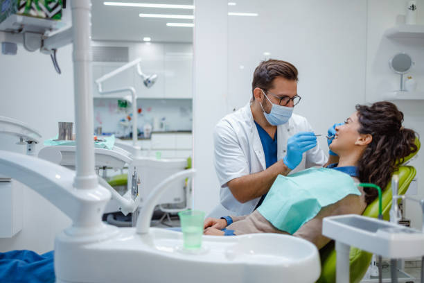 Best Tooth Extraction  in Lealman, FL